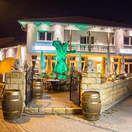 Restaurant Artemis Hotel Weisenheim am Berg